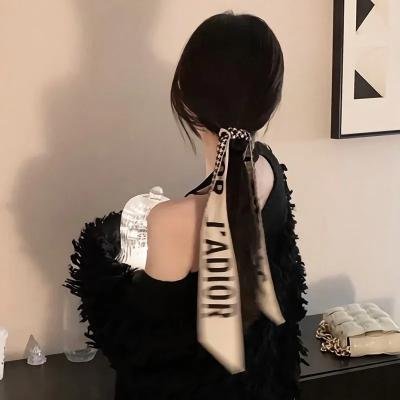 顾先生被小结巴偷亲了